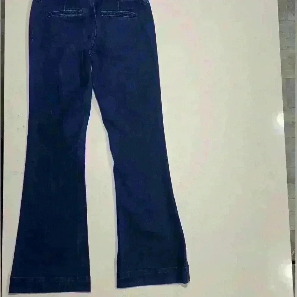Flare Jeans - Picture 6 of 6